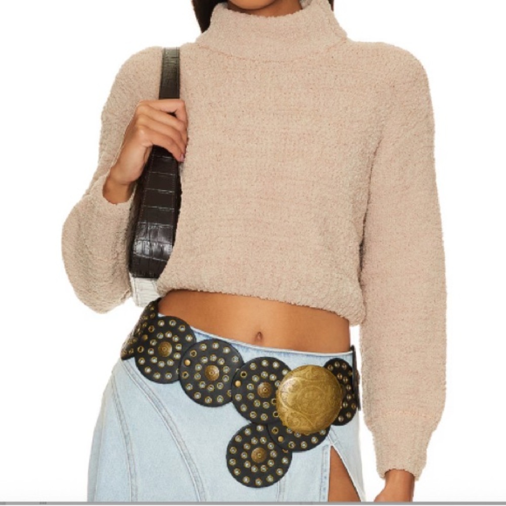 superdown Cream Turtleneck Sweater
